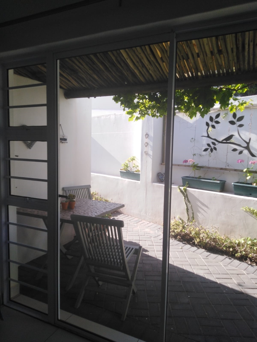 4 Bedroom Property for Sale in The Cove Western Cape